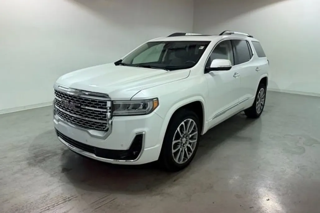 2023 Gmc Acadia Denali photo 1