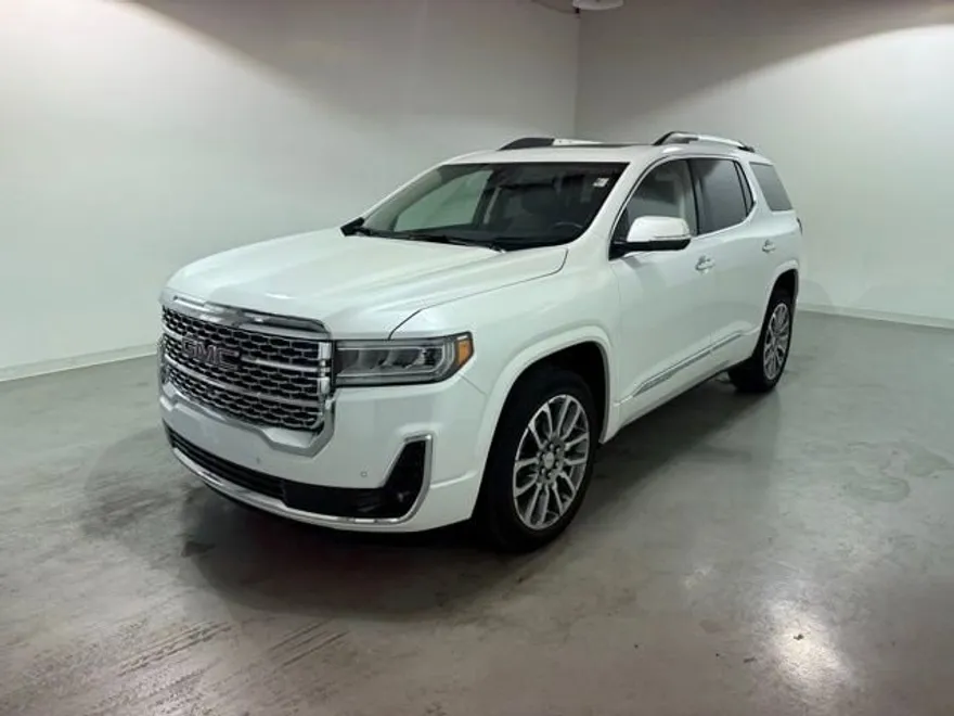 2023 Gmc Acadia Denali photo 1