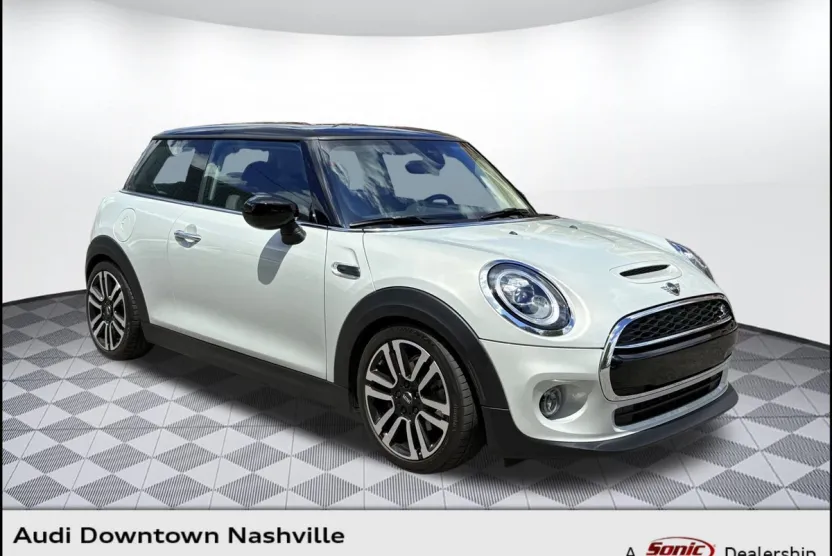 2021 Mini Cooper 2 Door Hardtop SE photo 1