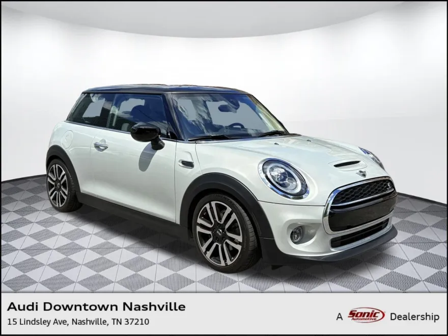 2021 Mini Cooper 2 Door Hardtop SE photo 1