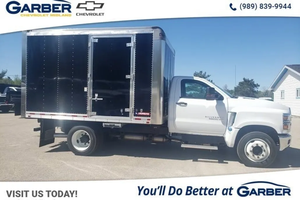 2024 Chevrolet Silverado 5500HD Work Truck photo 1