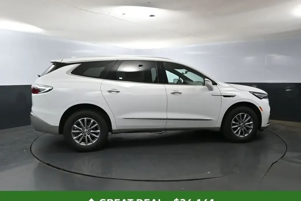 2024 Buick Enclave Premium photo 1