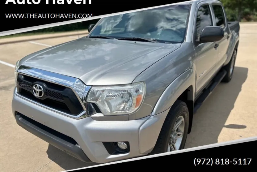 2014 Toyota Tacoma PreRunner V6 photo 1