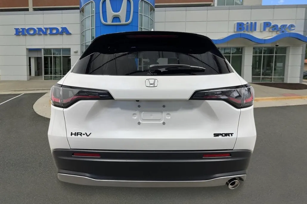 2026 Honda HR-V Sport photo 1