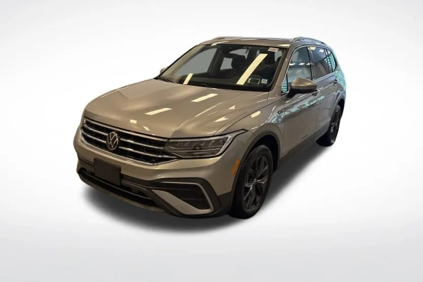 2024 Volkswagen Tiguan SE Wolfsburg Edition photo 1