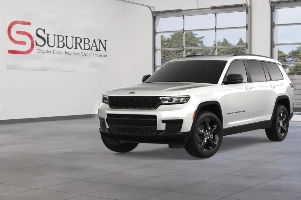 2025 Jeep Grand Cherokee Altitude photo 1