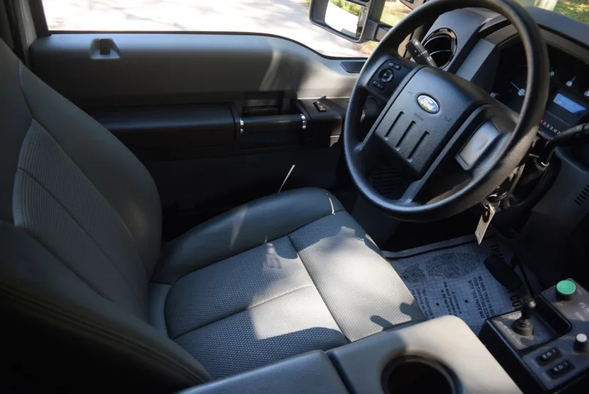 2016 Ford F-550 XLT photo 1