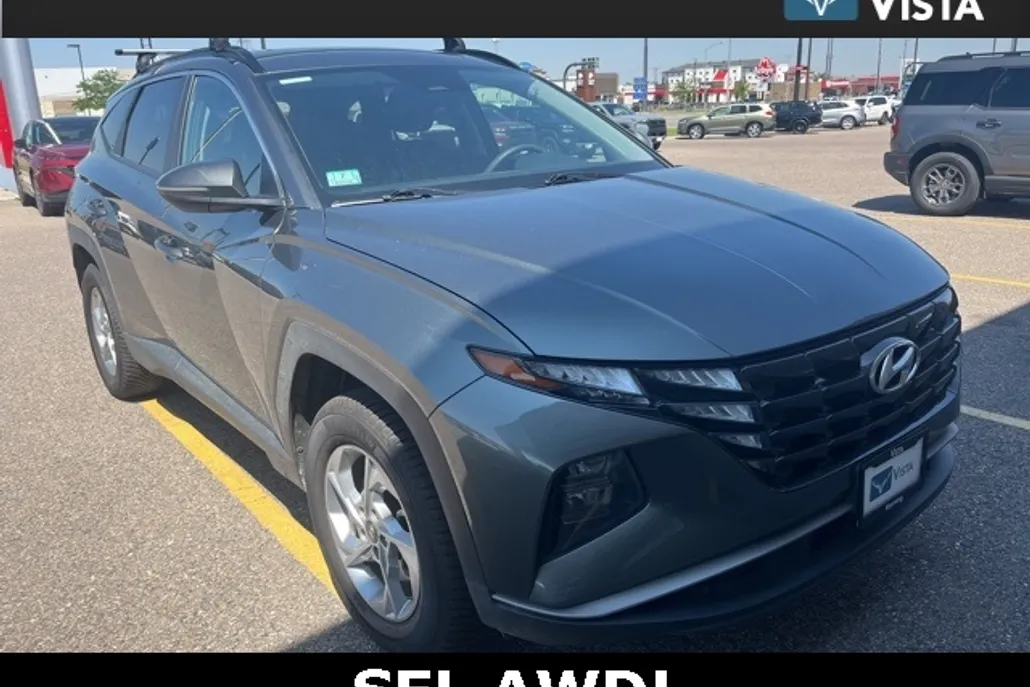 2022 Hyundai Tucson SEL photo 1