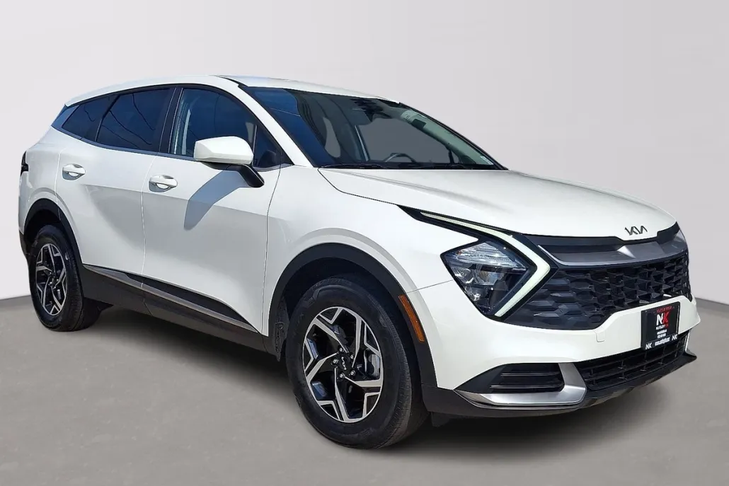 2023 Kia Sportage LX photo 1
