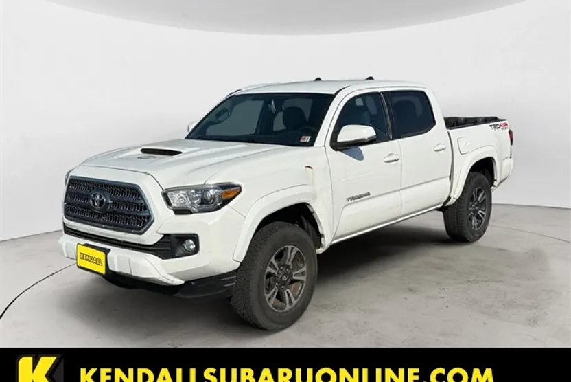 2017 Toyota Tacoma SR5 Sport TRD Pro photo 1