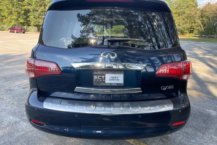 2016 Infiniti QX80 photo 1
