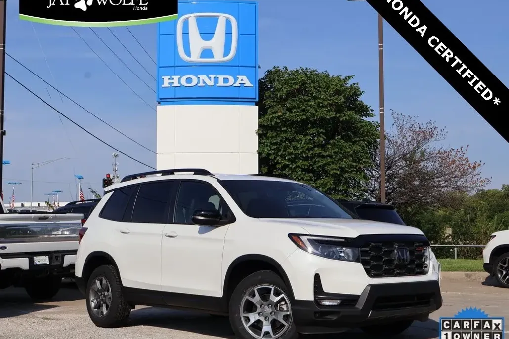 2023 Honda Passport TrailSport photo 1