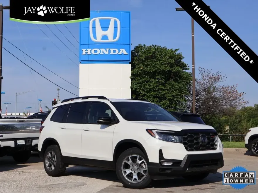 2023 Honda Passport TrailSport photo 1