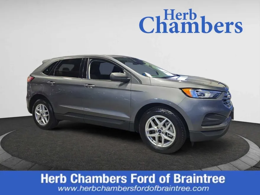 2022 Ford Edge SE photo 1