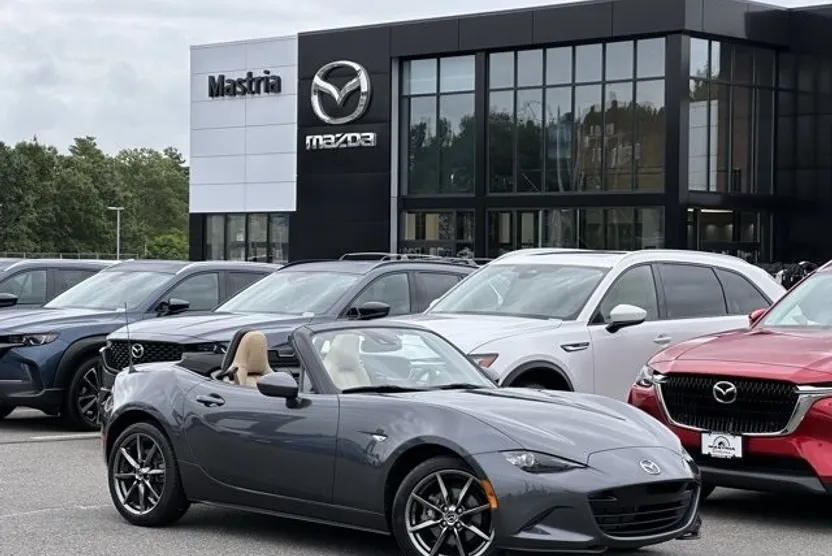 2016 Mazda MX-5 Miata Miata Grand Touring photo 1