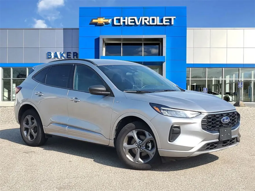 2023 Ford Escape ST-Line photo 1