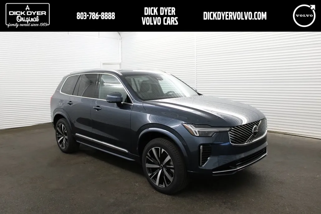 2025 Volvo XC90 Core photo 1