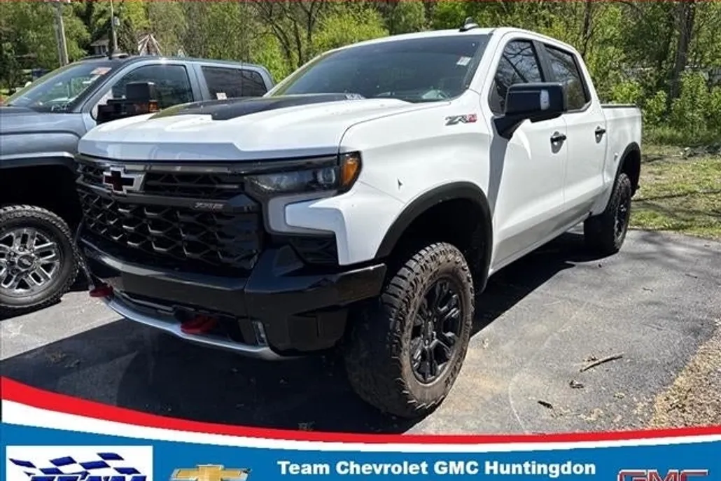 2022 Chevrolet Silverado 1500 ZR2 photo 1