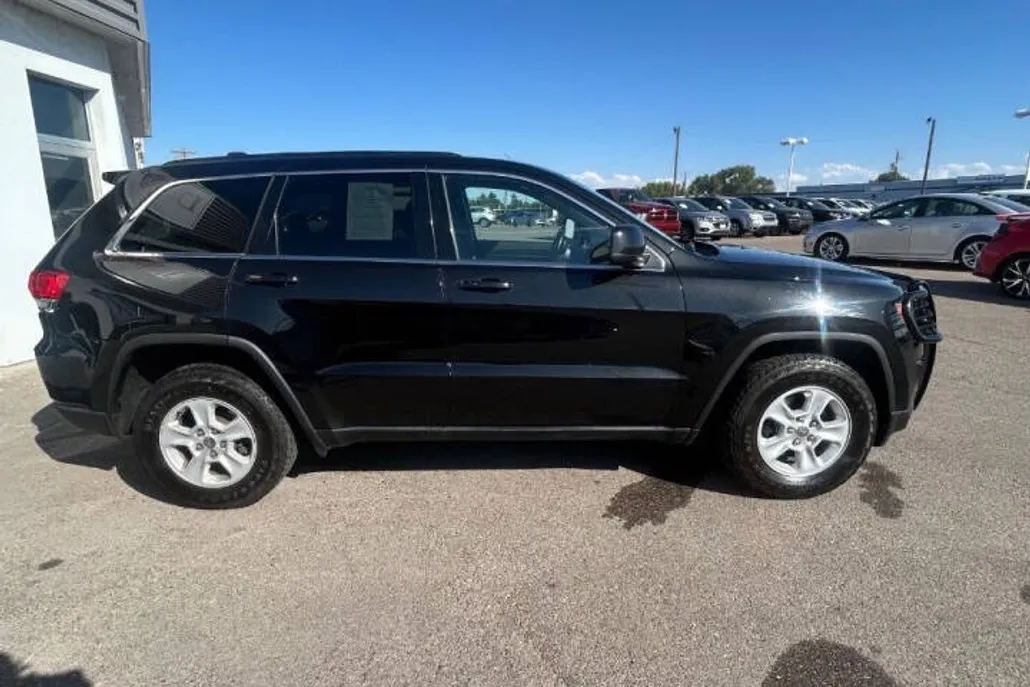 2014 Jeep Grand Cherokee Laredo photo 1