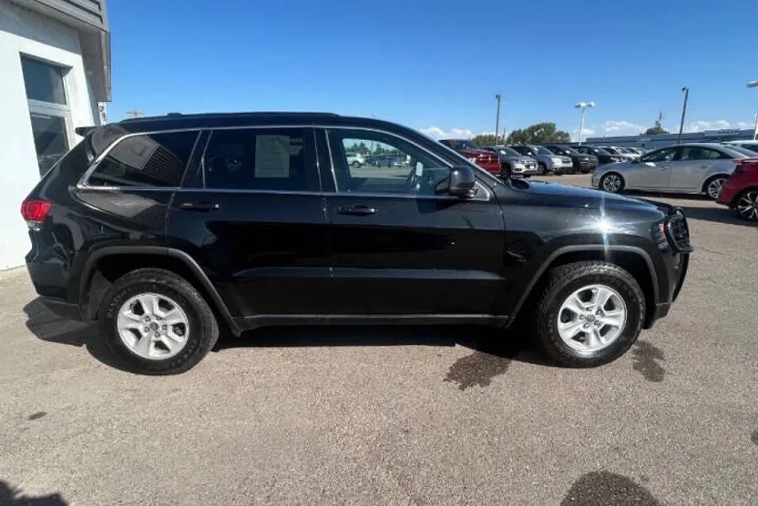 2014 Jeep Grand Cherokee Laredo photo 1