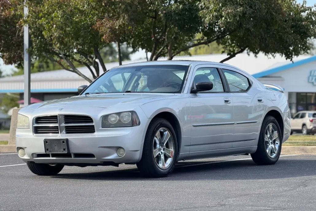 2009 Dodge Charger SXT photo 1