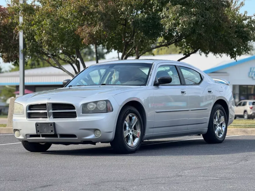 2009 Dodge Charger SXT photo 1