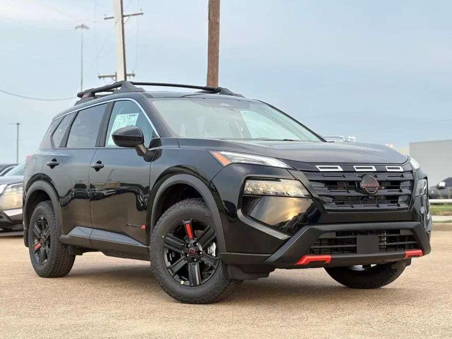 2026 Nissan Rogue SV photo 1