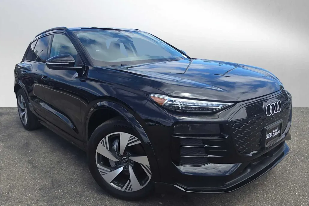 2025 Audi Q6 E-tron Premium Plus photo 1