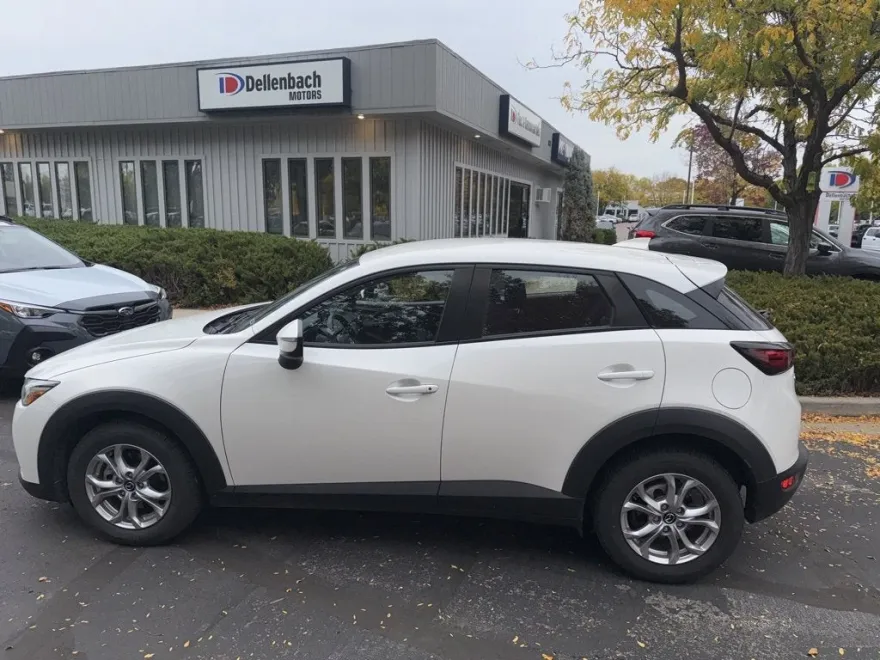2021 Mazda CX-3 Sport photo 1