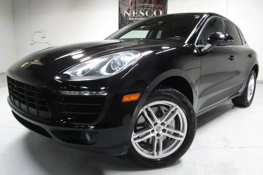 2016 Porsche Macan S photo 1