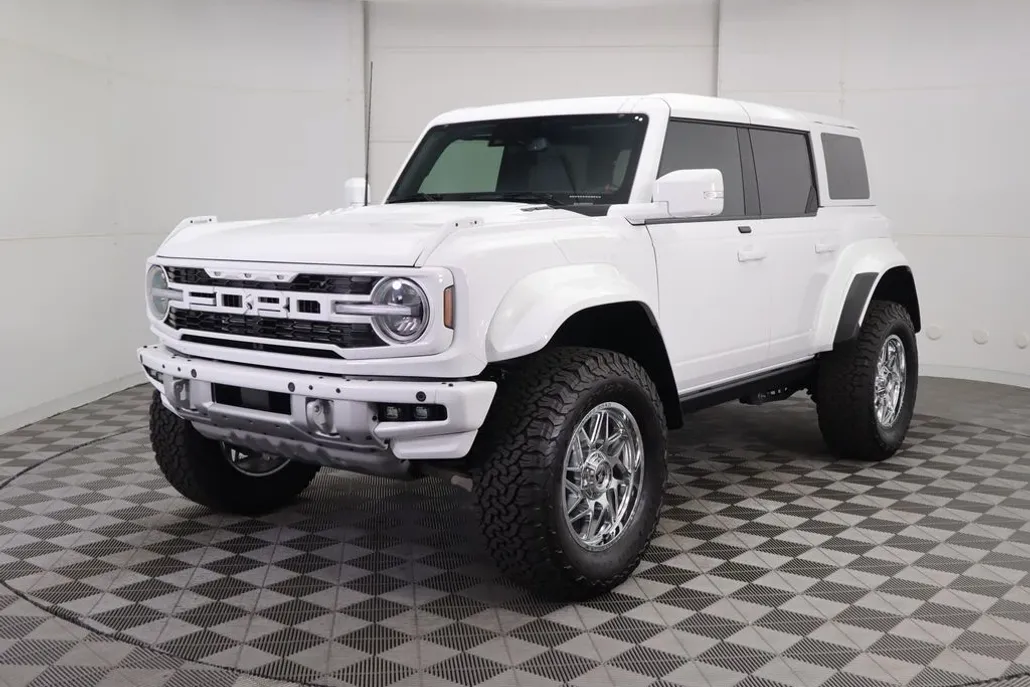 2024 Ford Bronco Raptor photo 1