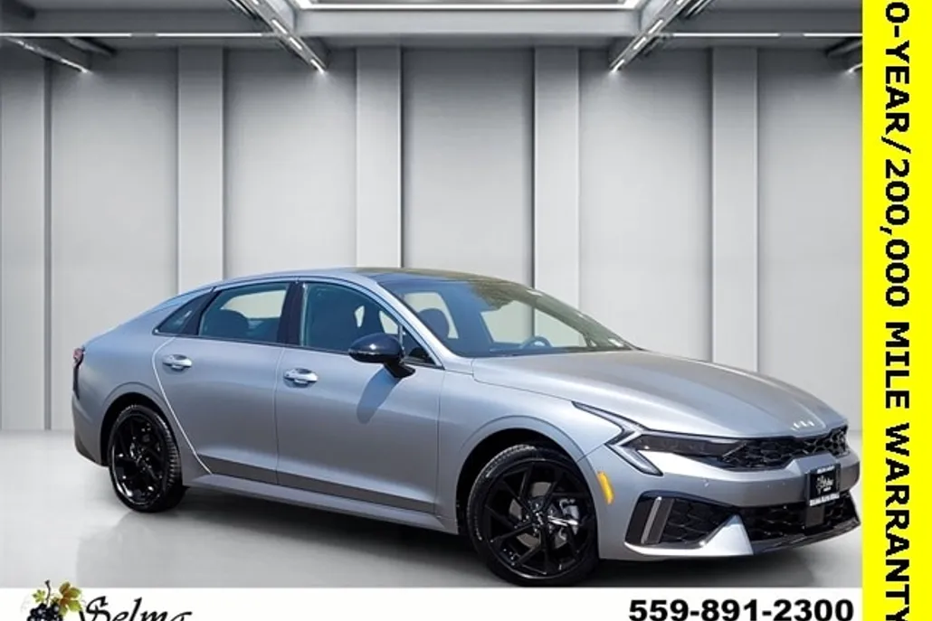 2026 Kia K5 GT-Line photo 1