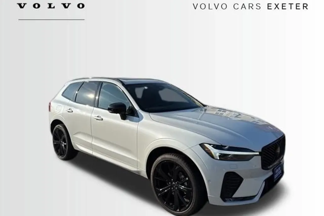 2026 Volvo XC60 B5 Black Edition photo 1