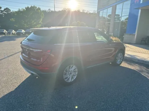 2020 Lincoln Corsair Standard photo 4