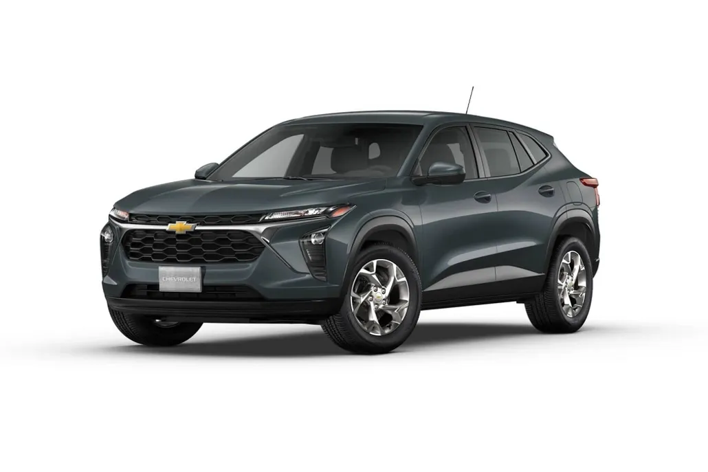 2025 Chevrolet Trax LS photo 1