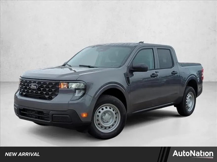 2025 Ford Maverick XL photo 1