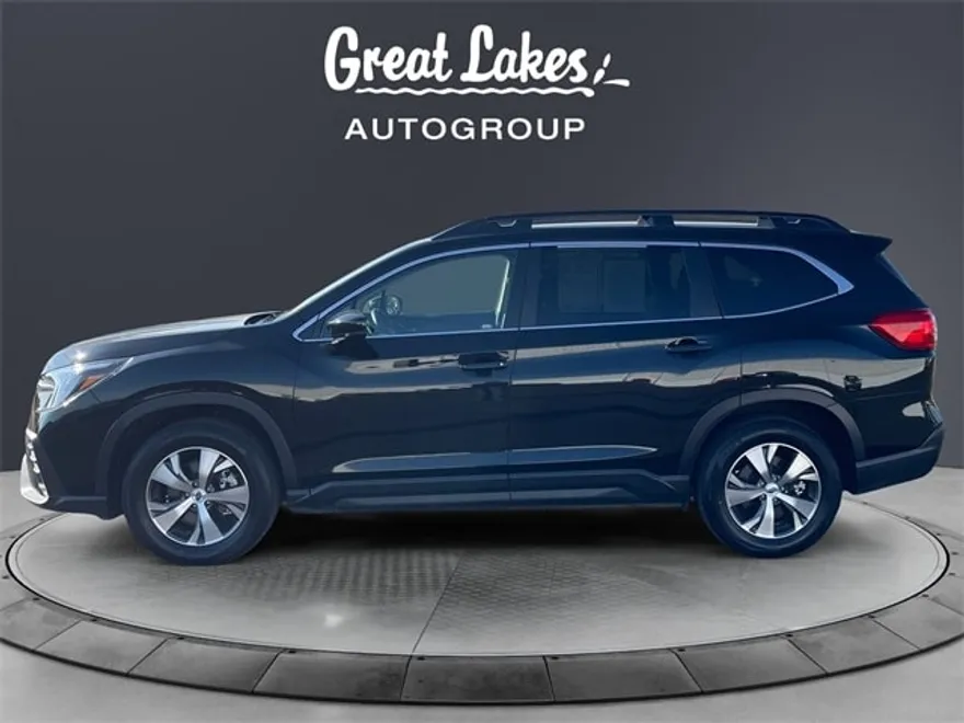 2025 Subaru Ascent Premium photo 1