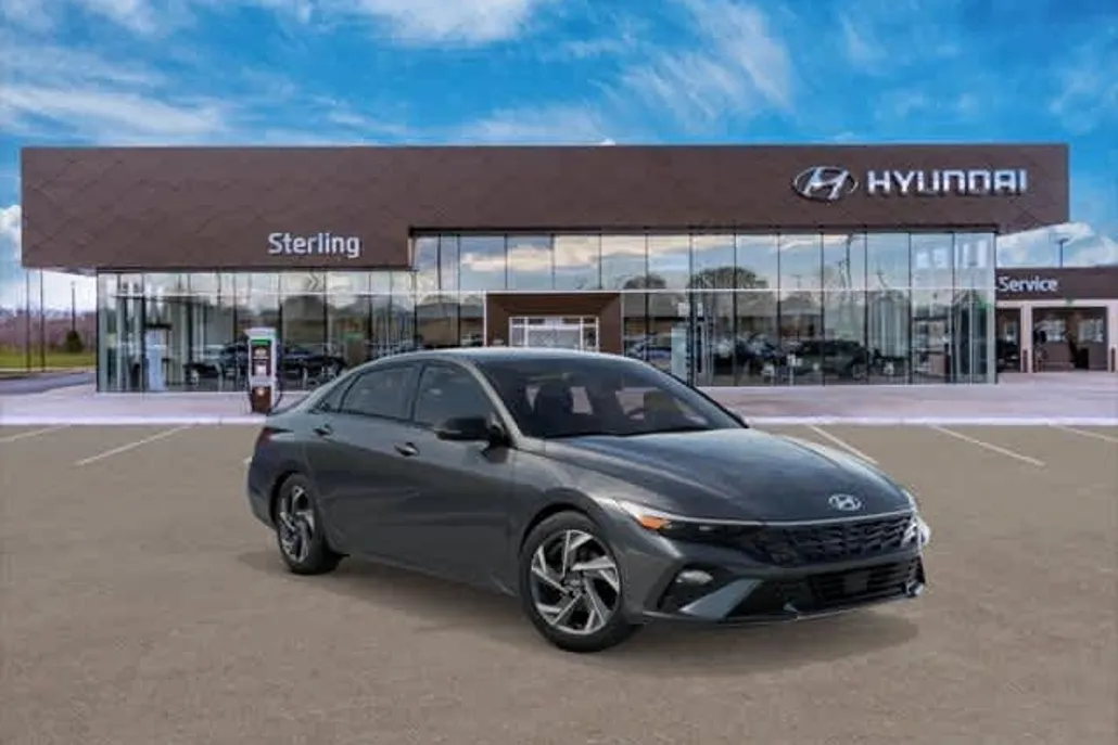 2025 Hyundai Elantra SEL Sport photo 1