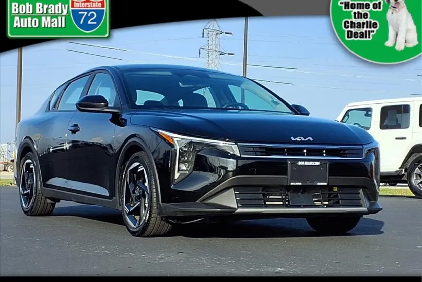 2025 Kia K4 EX photo 1