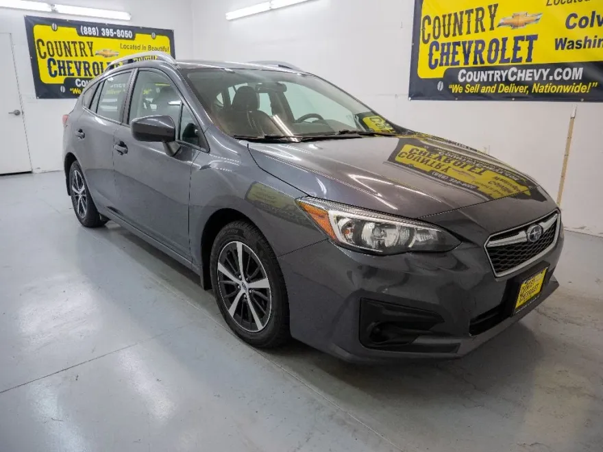 2019 Subaru Impreza Premium photo 1