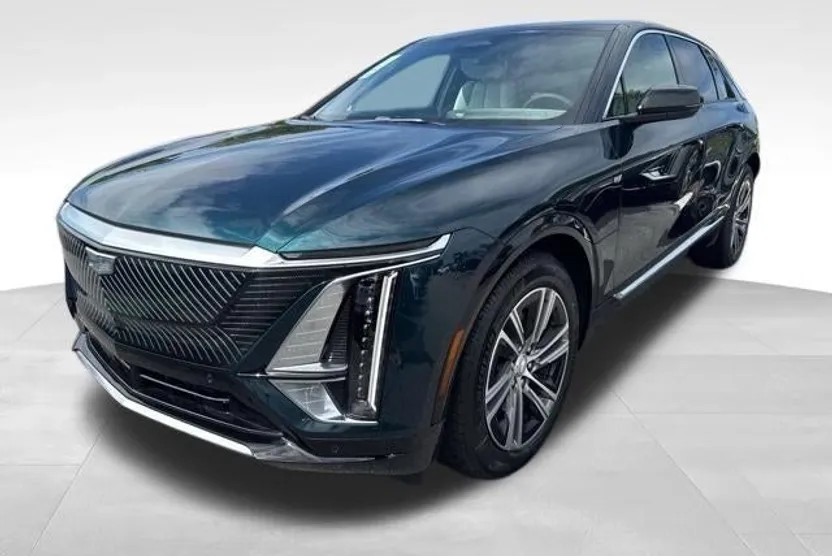 2026 Cadillac Lyriq Luxury photo 1