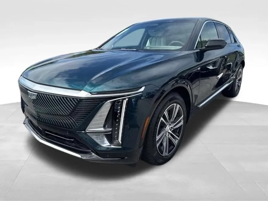 2026 Cadillac Lyriq Luxury photo 1