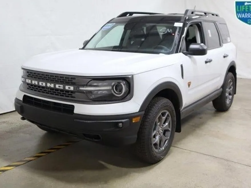 2024 Ford Bronco Sport Badlands photo 1