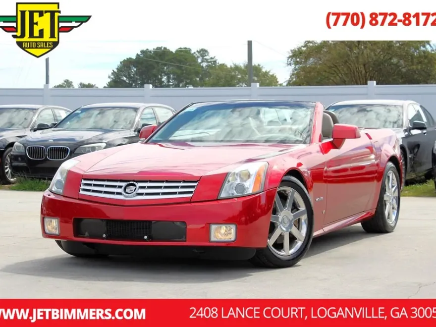 2004 Cadillac XLR photo 1