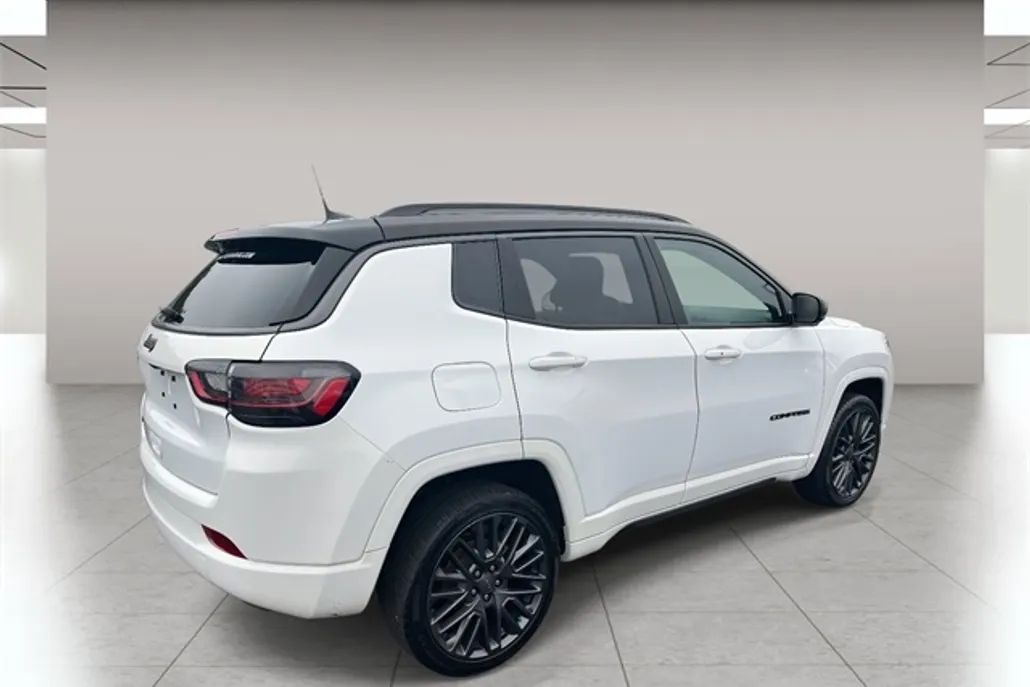 2022 Jeep Compass High Altitude photo 1