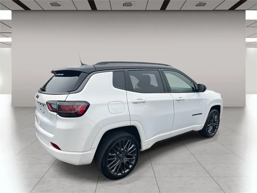2022 Jeep Compass High Altitude photo 1