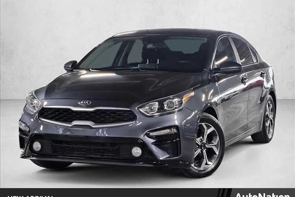 2020 Kia Forte LXS photo 1