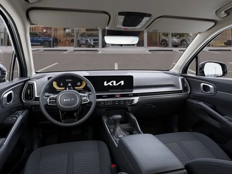 2025 Kia Sorento LX photo 14