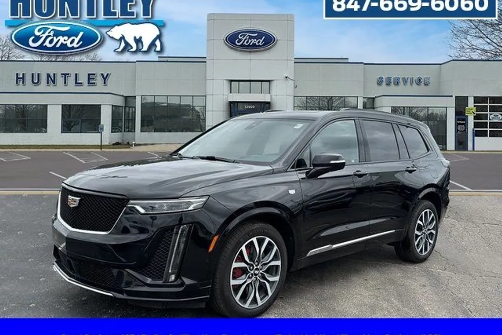 2024 Cadillac XT6 Sport photo 1