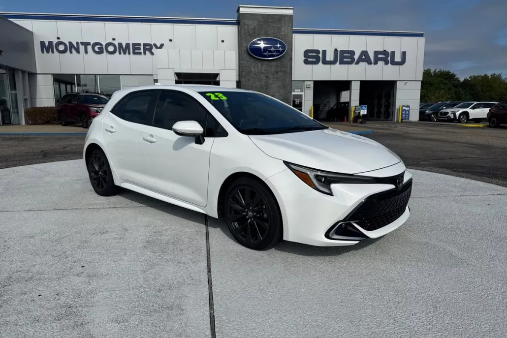 2023 Toyota Corolla XSE photo 1